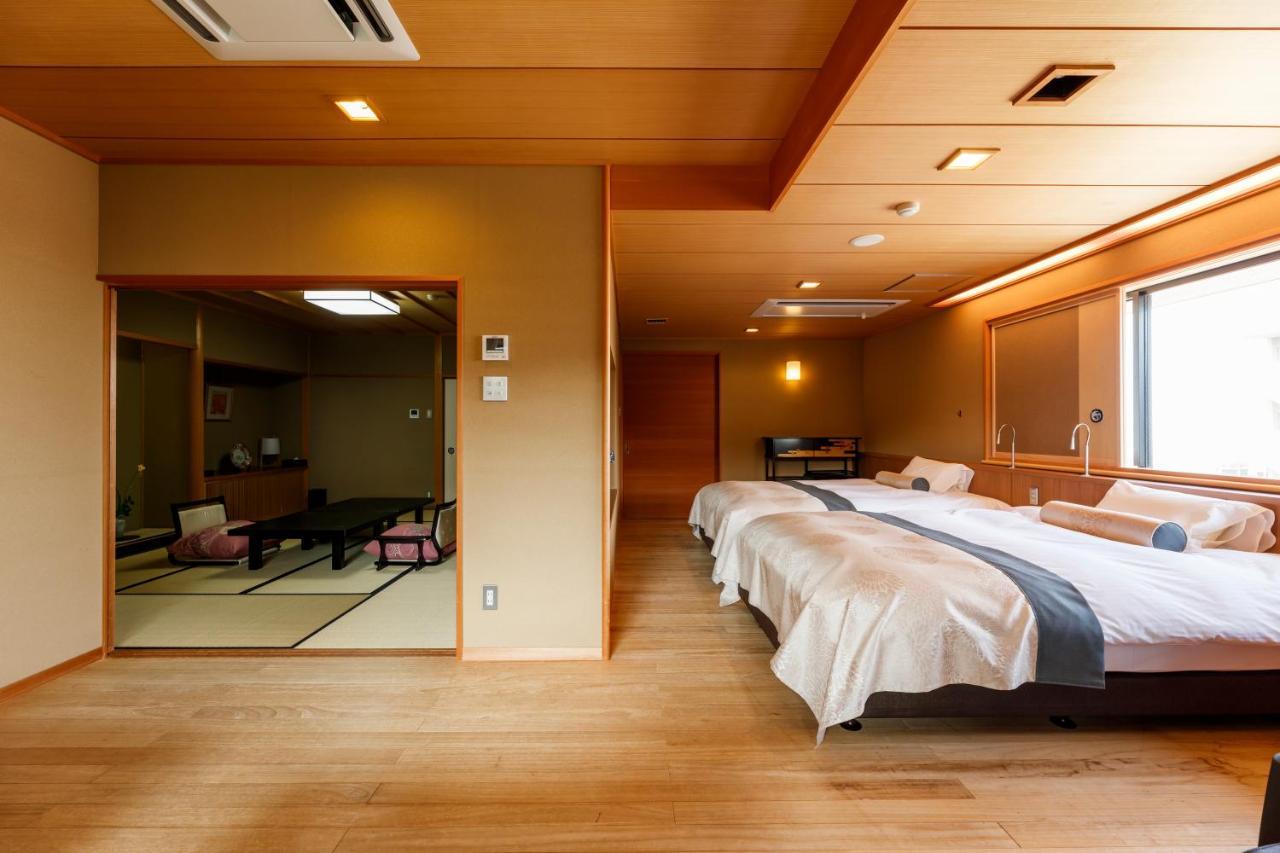 Tachibana Shikitei Hotel Kaga  Buitenkant foto