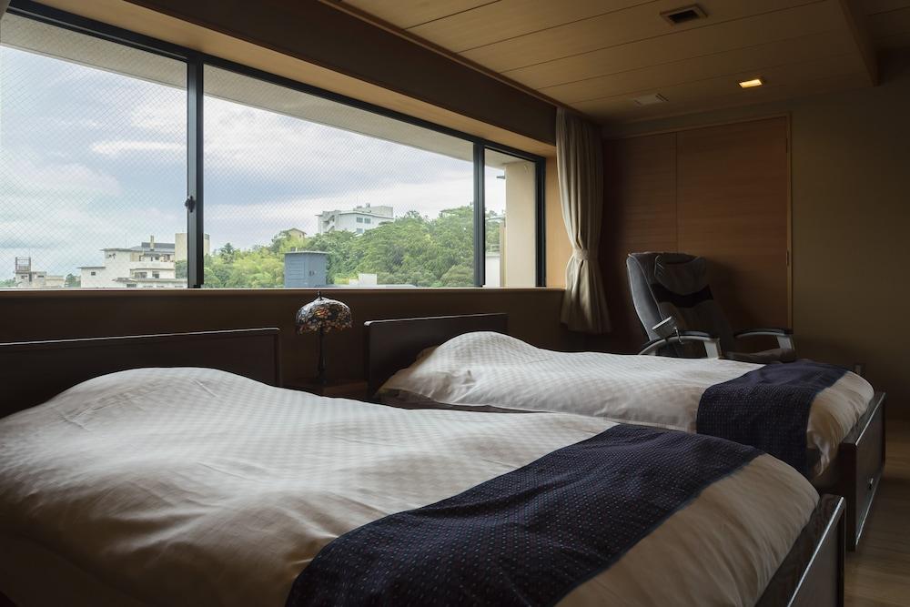 Tachibana Shikitei Hotel Kaga  Buitenkant foto
