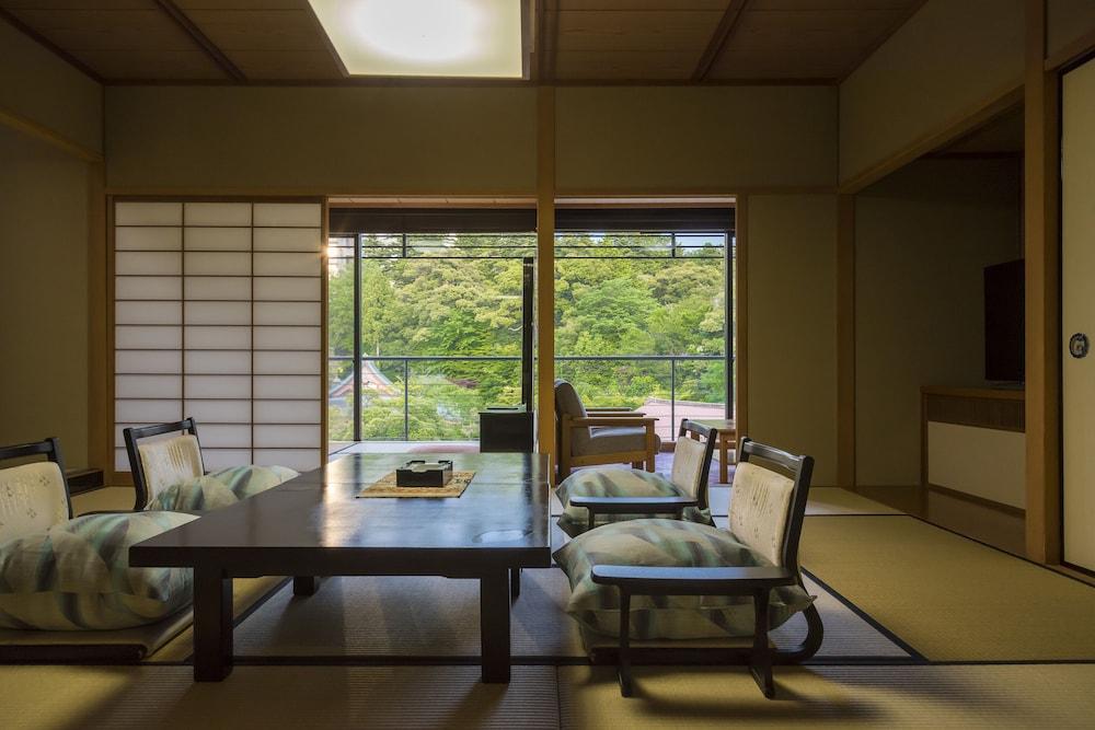 Tachibana Shikitei Hotel Kaga  Buitenkant foto