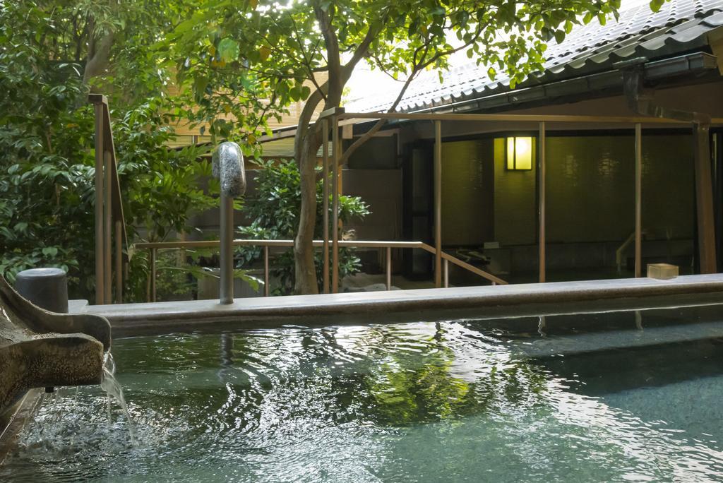 Tachibana Shikitei Hotel Kaga  Buitenkant foto