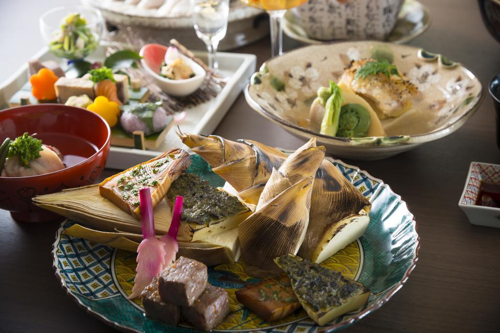 Tachibana Shikitei Hotel Kaga  Buitenkant foto